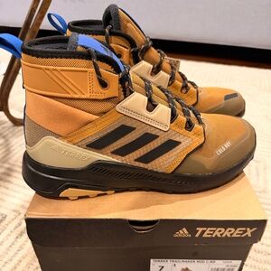 New! Adidas Terrex Hiking Boots